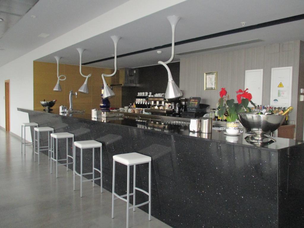 Hotel Ciudad De Ponferrada, Ascend Hotel Collection Exteriör bild