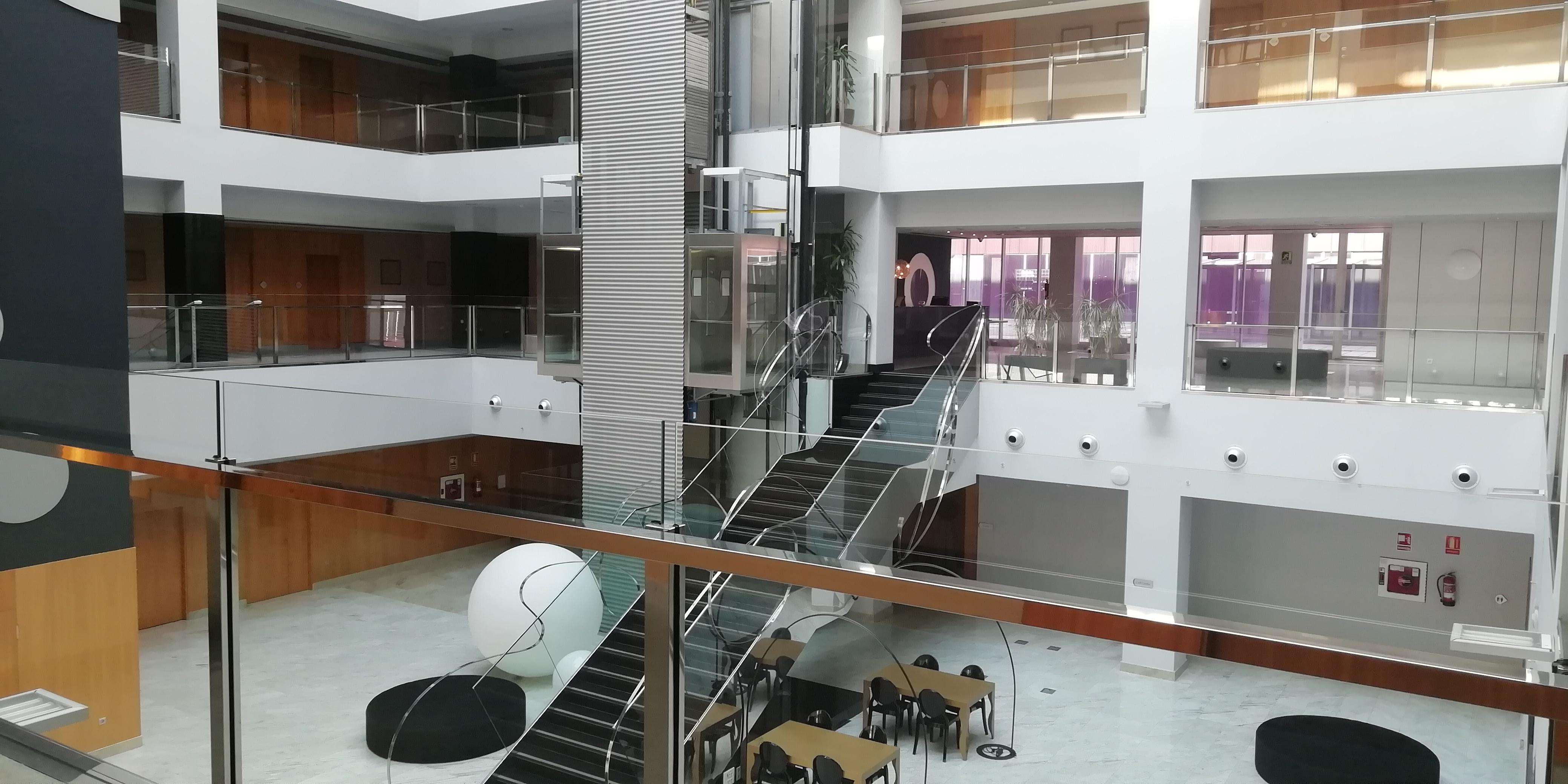 Hotel Ciudad De Ponferrada, Ascend Hotel Collection Exteriör bild